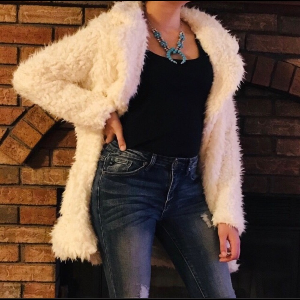 Ivory Teddy Bear Coat - Picture 3 of 12